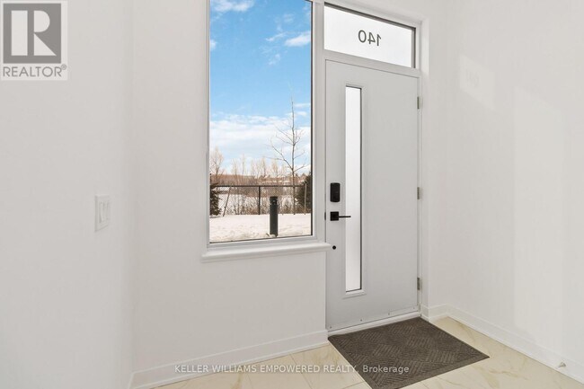 Building Photo - 3010 Trailside Dr