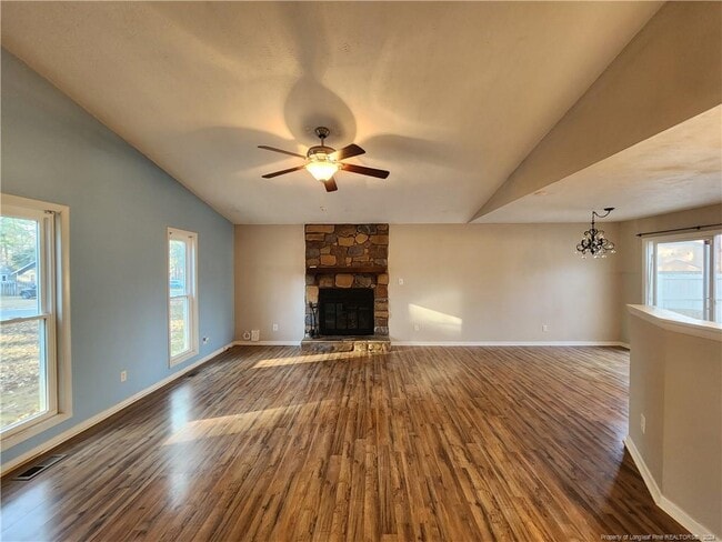 Building Photo - 579 Moriston Rd