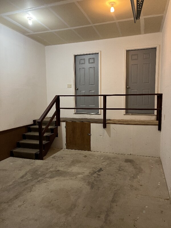 Building Photo - 6 Cedar Waxwing Rd