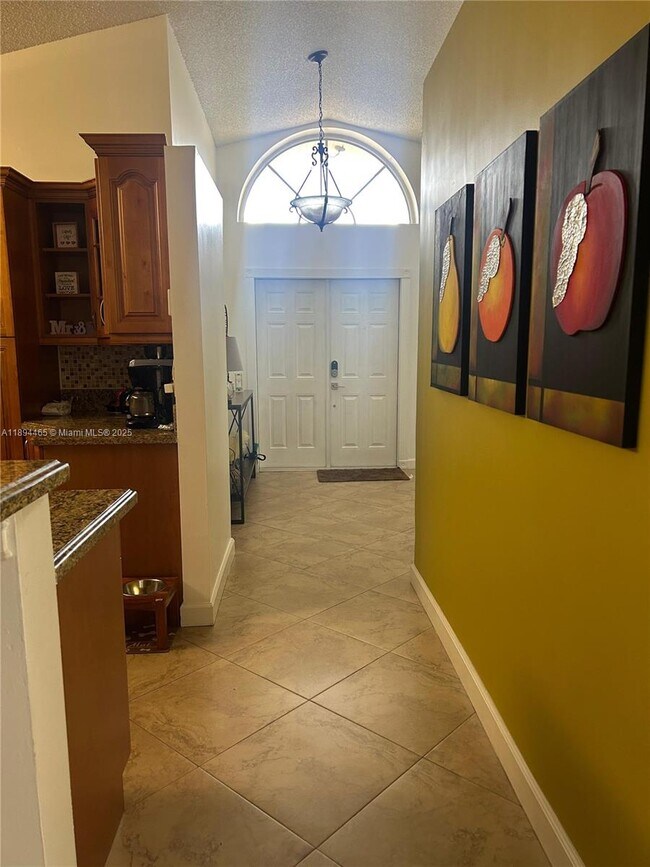Foto del edificio - 277 SW 159th Terrace