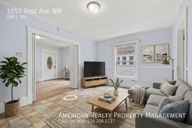 Building Photo - 1051 Pine Ave NW