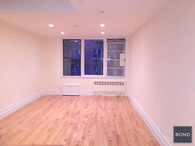 5 W 13th St Unit 4g New York Ny Apartment For Rent In New York Ny Apartments Com