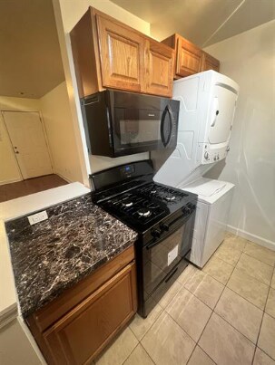 Foto del edificio - Cozy one bedroom, one bathroom condo available.