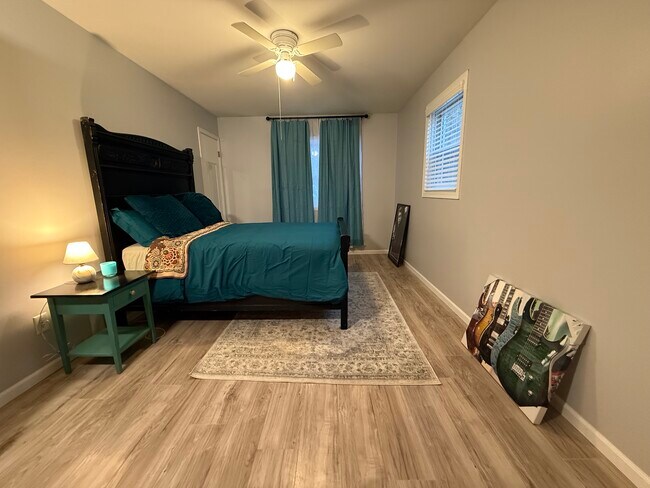 Dormitorio de invitados 1 - 4505 Belmar Cir