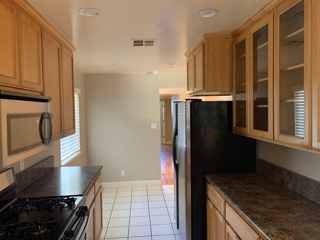 Building Photo - 8990 Gulfport Way