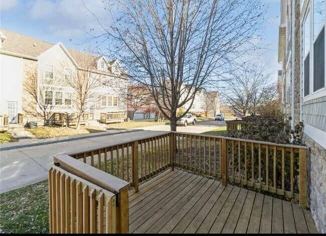 Foto del edificio - 15220 Greenbelt Dr