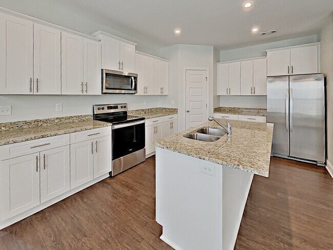 Building Photo - 5354 Tupelo St