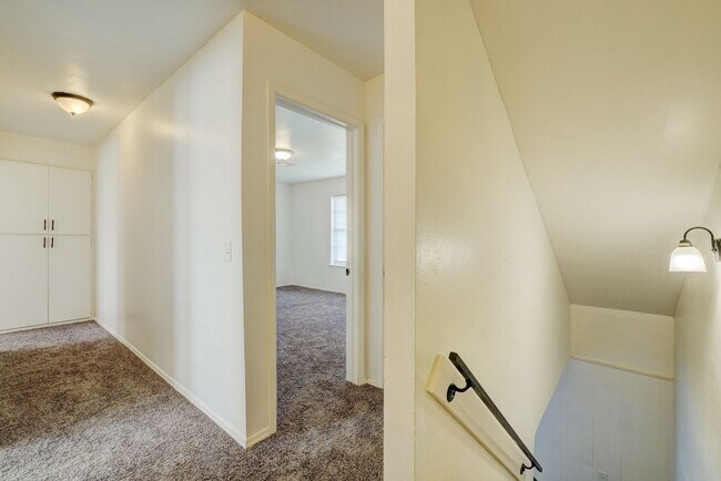 Foto del edificio - 3 bedroom 2.5 bath