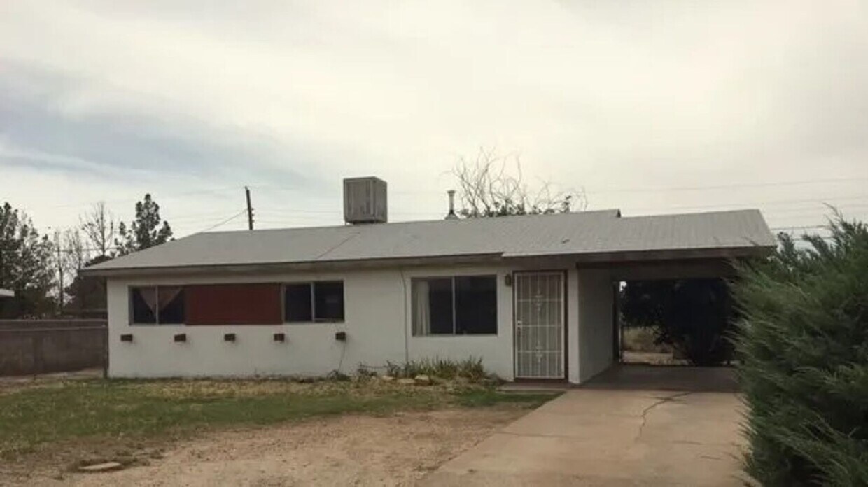 Foto principal - Back on the market and ready to move in to.