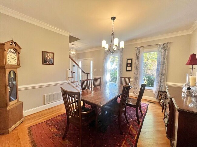 Foto del edificio - 9105 Kirkhill Dr