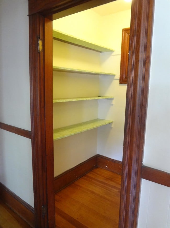 Building Photo - 43 Devens St