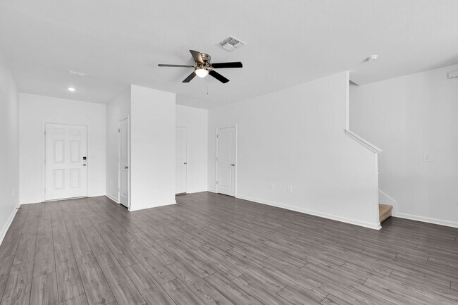 Foto del edificio - 4915 SW 81st Lp