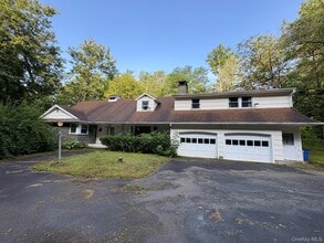 Building Photo - 1360 Gulf Rd