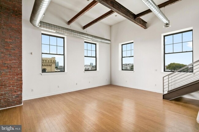 Building Photo - 1637-39-1639 Poplar St