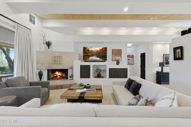 Foto del edificio - 7912 E Dale Ln
