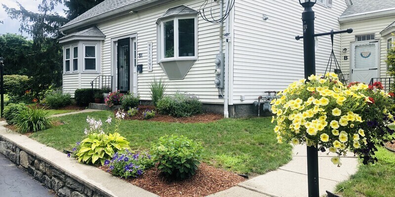 Primary Photo - The Carriage House