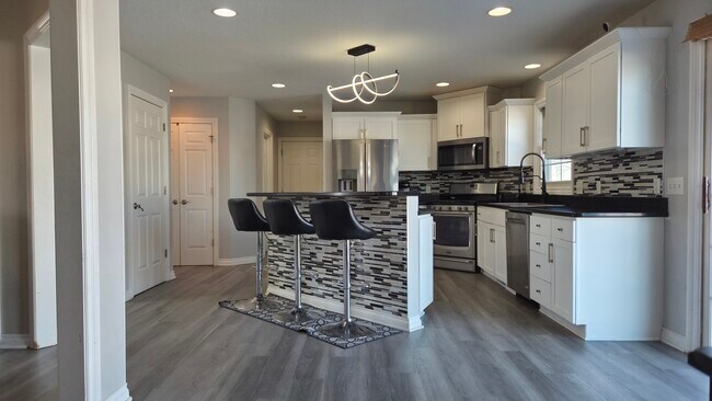 Building Photo - 26443 Carronade Dr