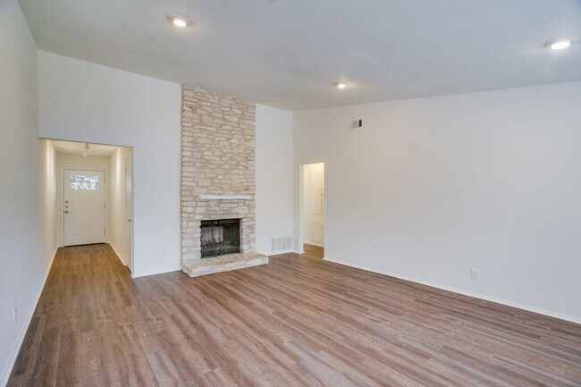 Building Photo - 3416 Harpers Ferry Ln