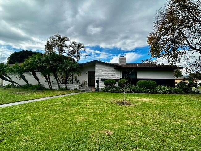 Photo - Beautiful Anaheim Colony Home