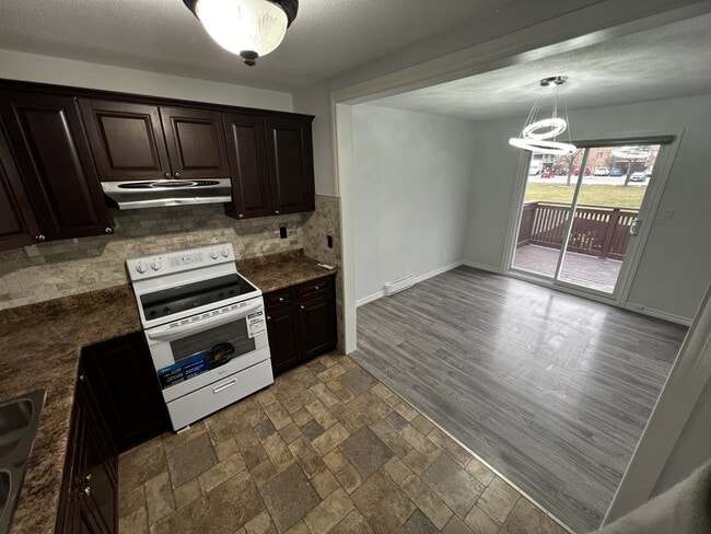 Building Photo - 8337 E Moor Ct