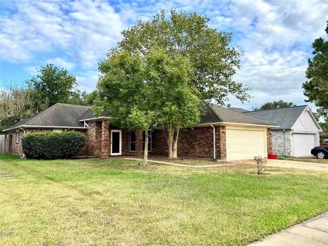 Building Photo - 11210 Fall Breeze Dr