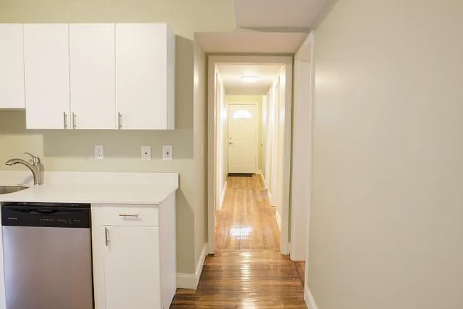 Foto del edificio - 4043 Washington St