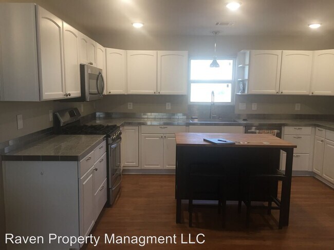 Foto del edificio - 3 br, 2 bath House - 310 Hidden Oaks