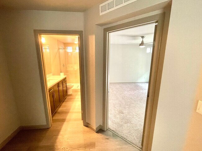 Foto del edificio - 8081 Misty Canyon Ave