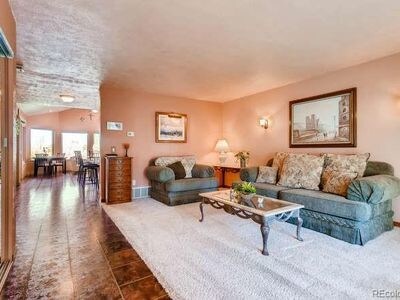 Foto principal - 9354 Garrison Dr