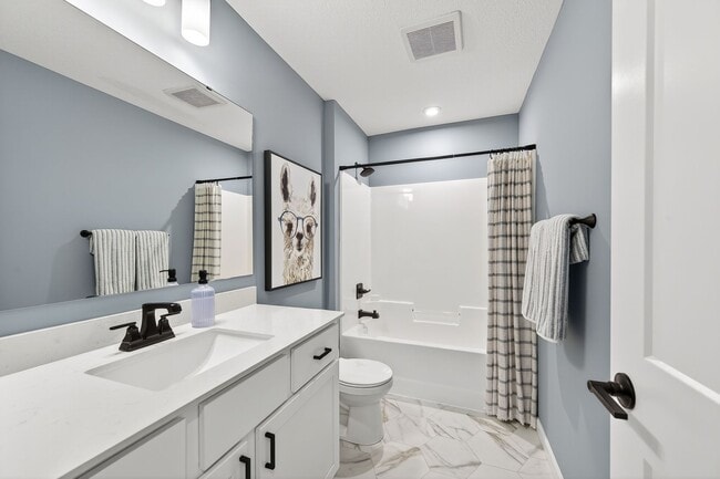 Foto del edificio - Grandview END UNIT townhome plan in Corcoran’s Hope Meadows community—a brand-new townhome develo...