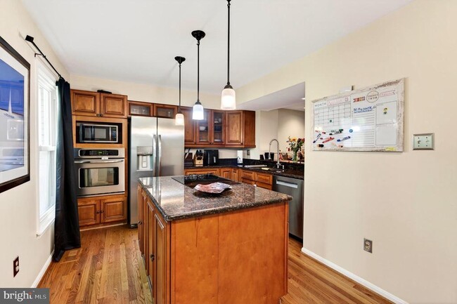 Foto del edificio - 14230 Oxford Dr