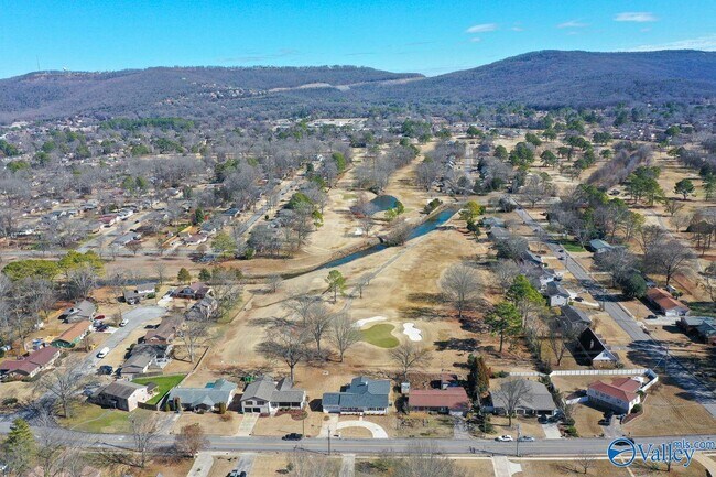 Building Photo - 8129 Hickory Hill Ln SE