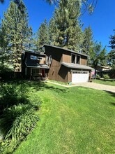 Building Photo - 920 Tanglewood Dr