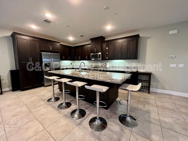 Foto del edificio - 215 9th St