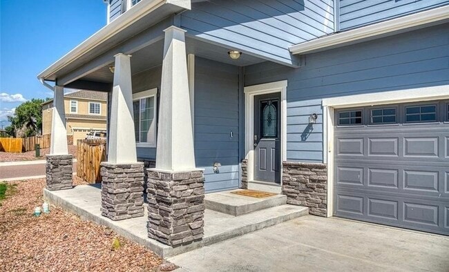 Building Photo - 9799 Desert Lily Cir