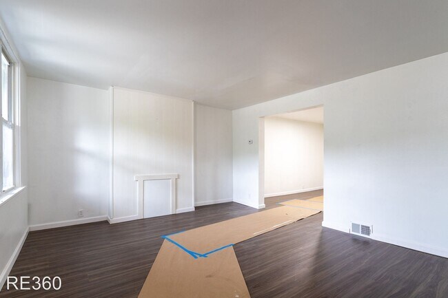 Foto del edificio - 3 br, 1 bath House - 421 Bausman St Knoxville