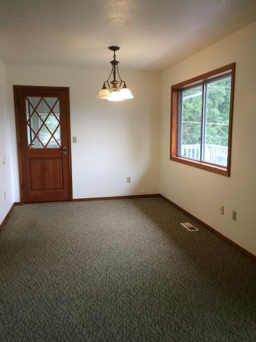 Building Photo - 5 bedroom in Portland OR 97229
