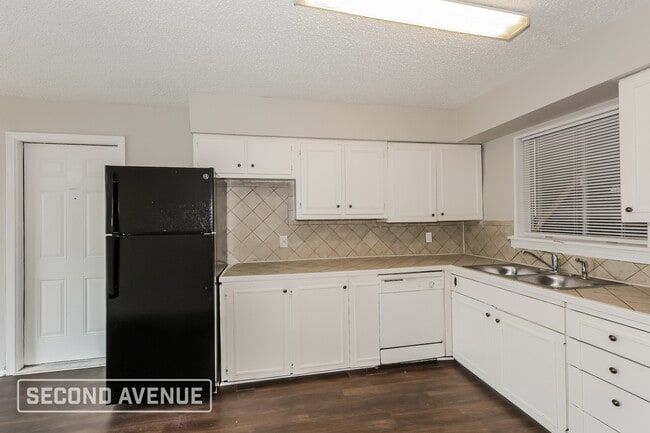 Foto del edificio - 3412 Beth Dr