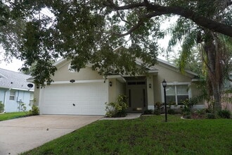 Building Photo - 3817 La Flor Dr