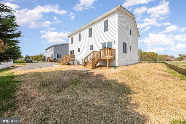 Building Photo - 102 Gerber Dr