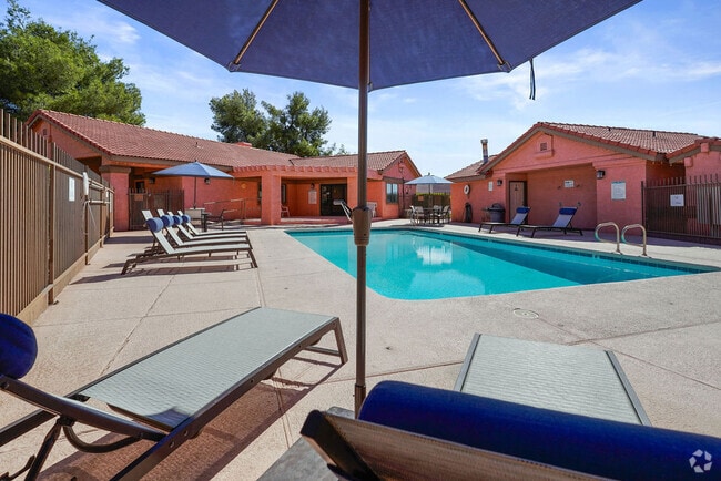 Relax at the pool - Sunset Springs Apartments