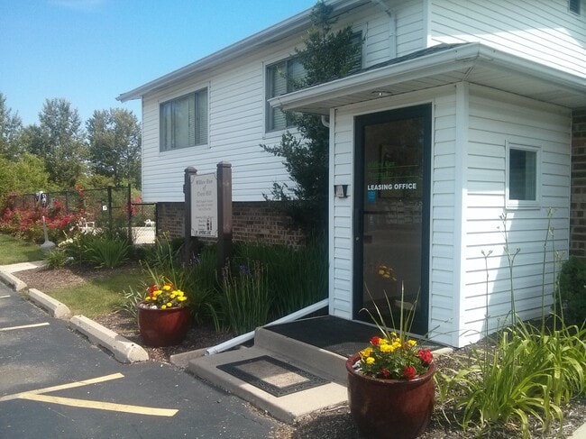 Building Photo - Willow Run of Crest Hill