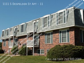 Building Photo - 1111 S Despelder St