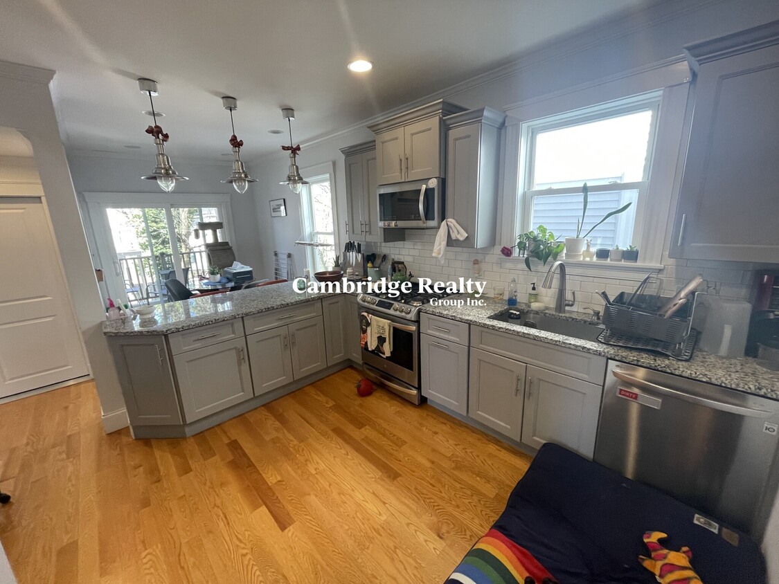 Foto principal - 65A Oak St