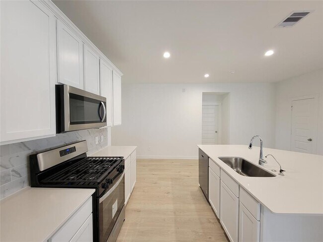 Foto del edificio - 30010 Foxtail Pne Ct