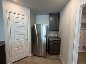 Building Photo - 11720 Whirlaway Dr