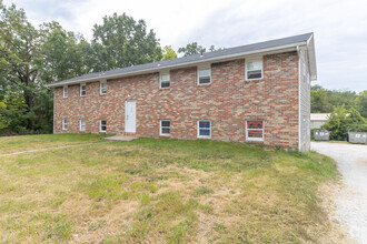 Building Photo - 3710 Weymeyer Dr