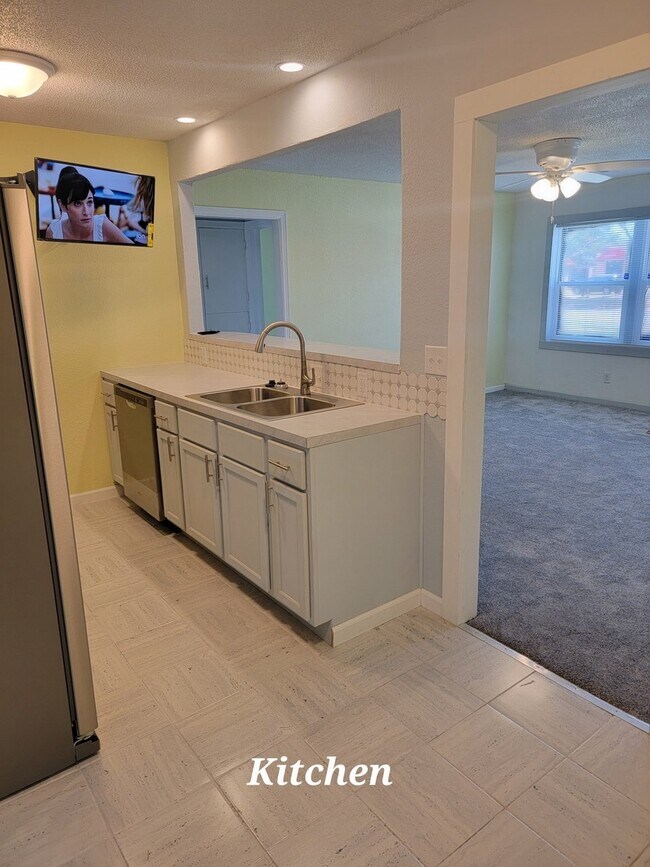 Foto del edificio - 2154 S Seneca St