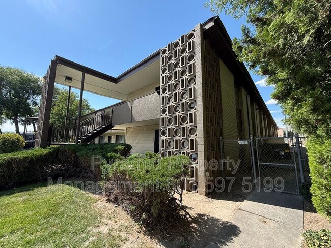 Foto del edificio - 1555 E 3900 S