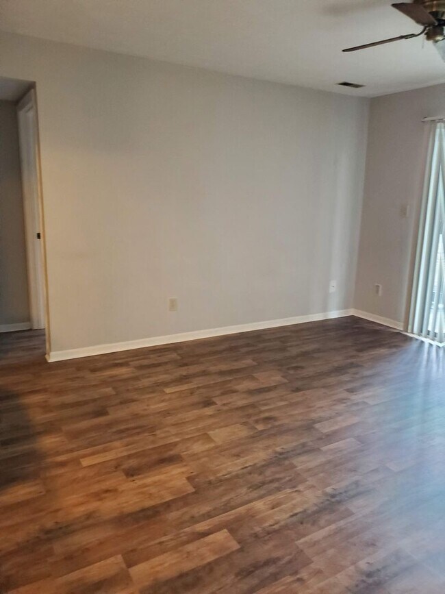 Foto del edificio - Hampton Club